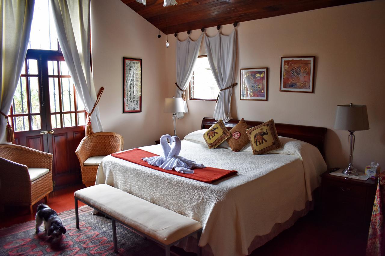 Royal King Room